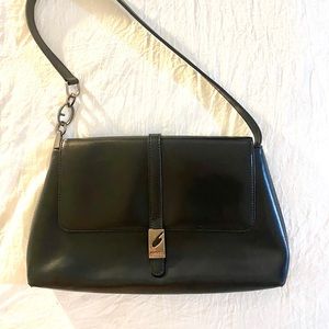 Guess vintage shoulder bag
